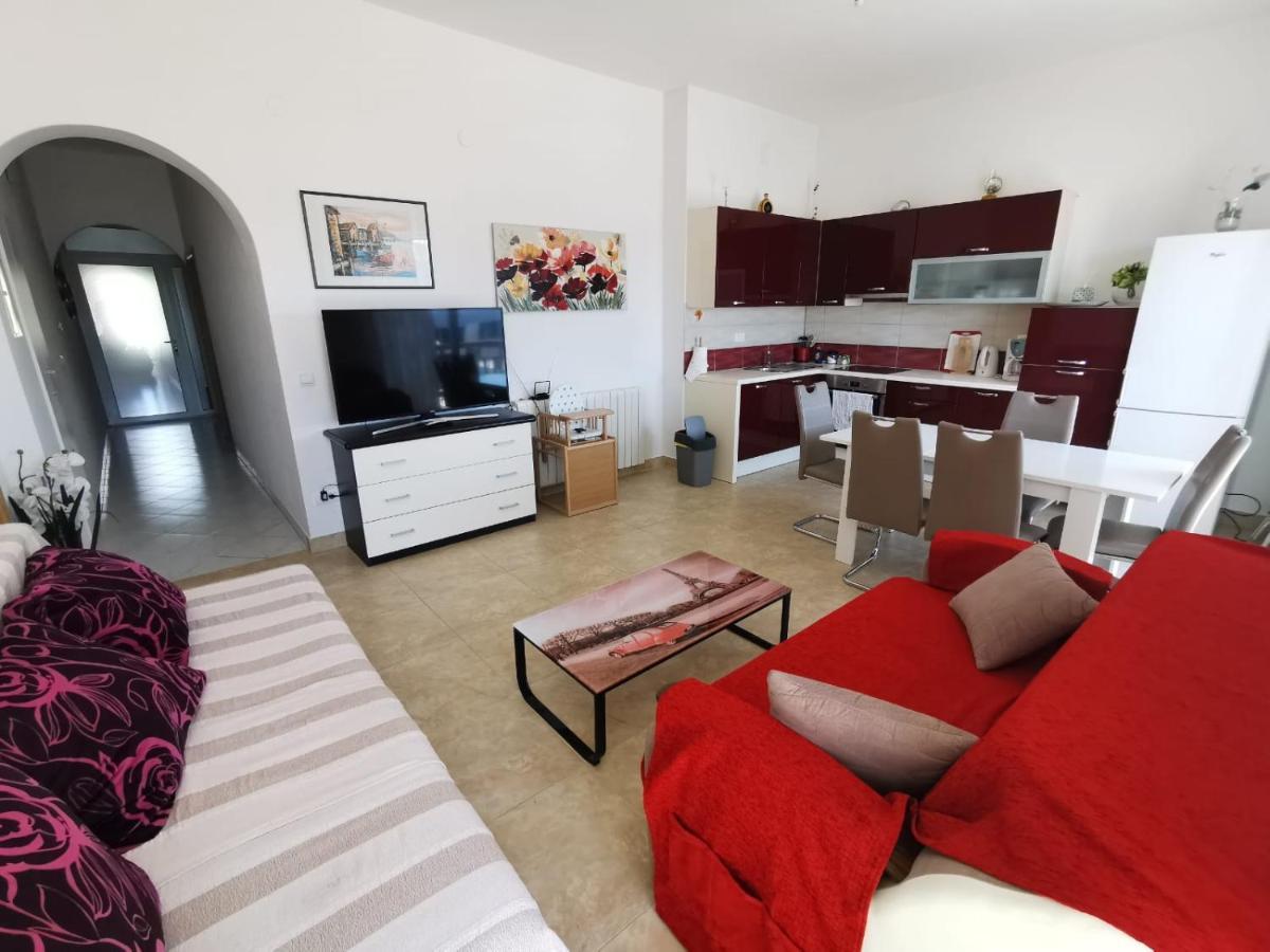 Apartment Cirko Kaštela Kültér fotó