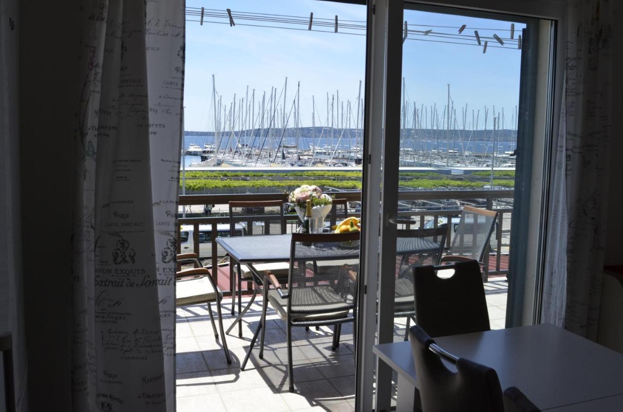 Apartment Cirko Kaštela Kültér fotó