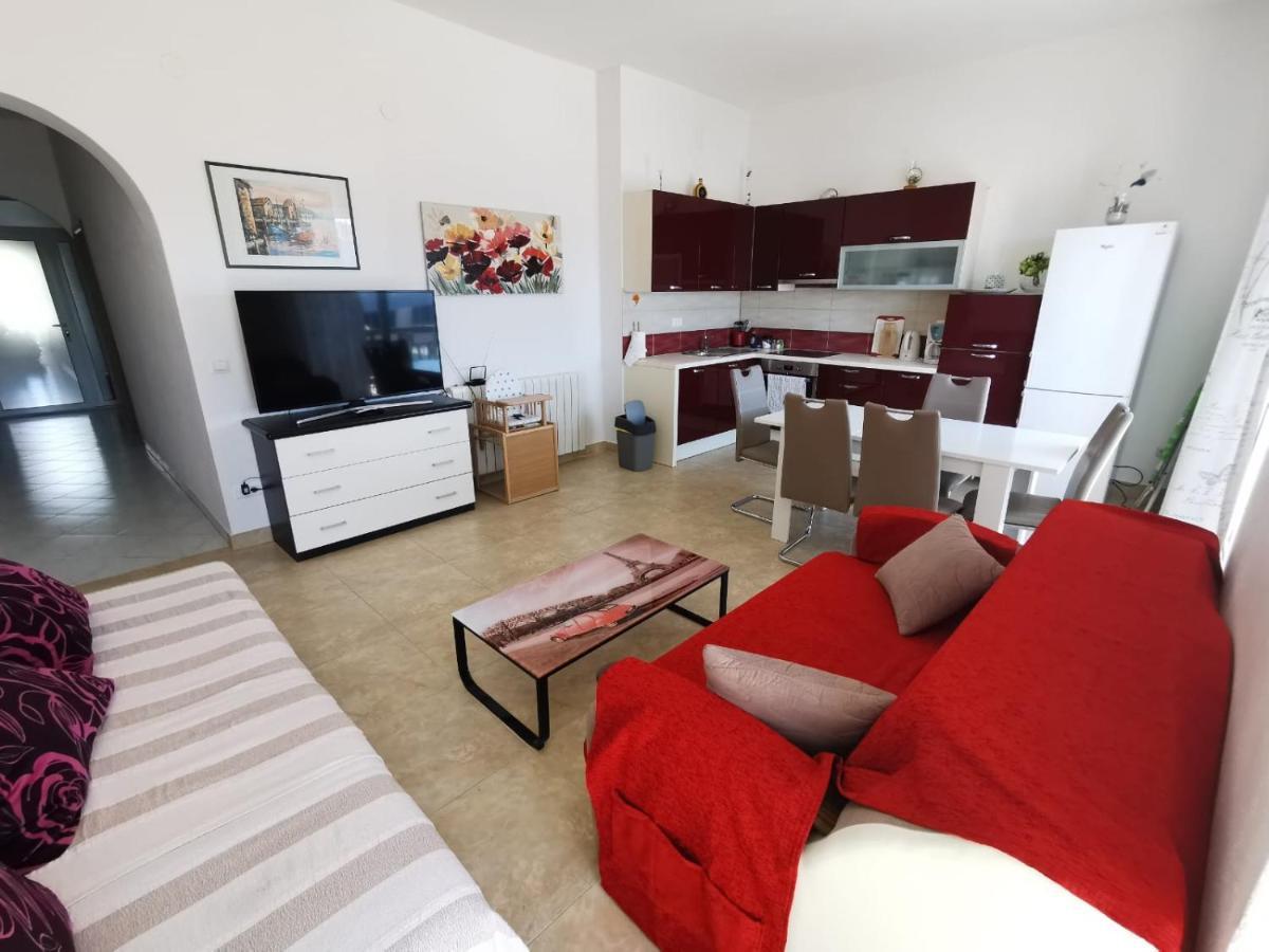 Apartment Cirko Kaštela Kültér fotó