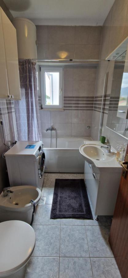 Apartment Cirko Kaštela Kültér fotó