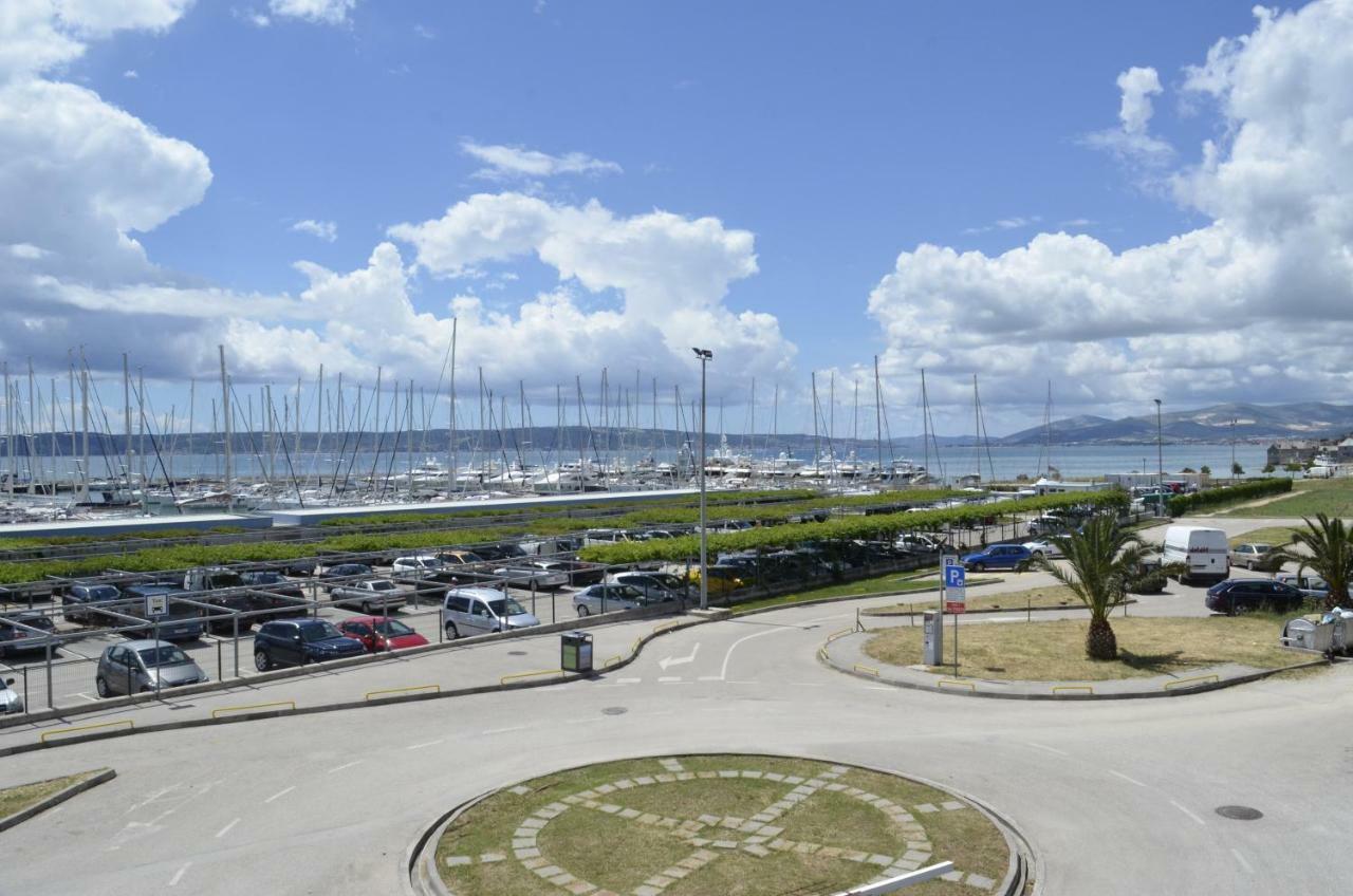 Apartment Cirko Kaštela Kültér fotó