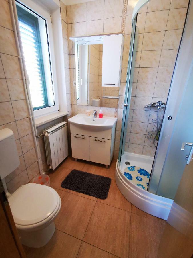 Apartment Cirko Kaštela Kültér fotó