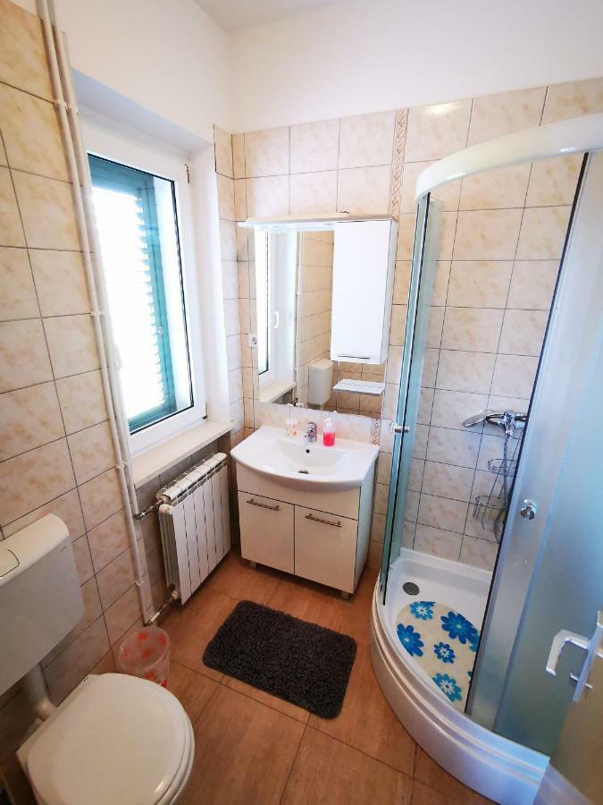 Apartment Cirko Kaštela Kültér fotó