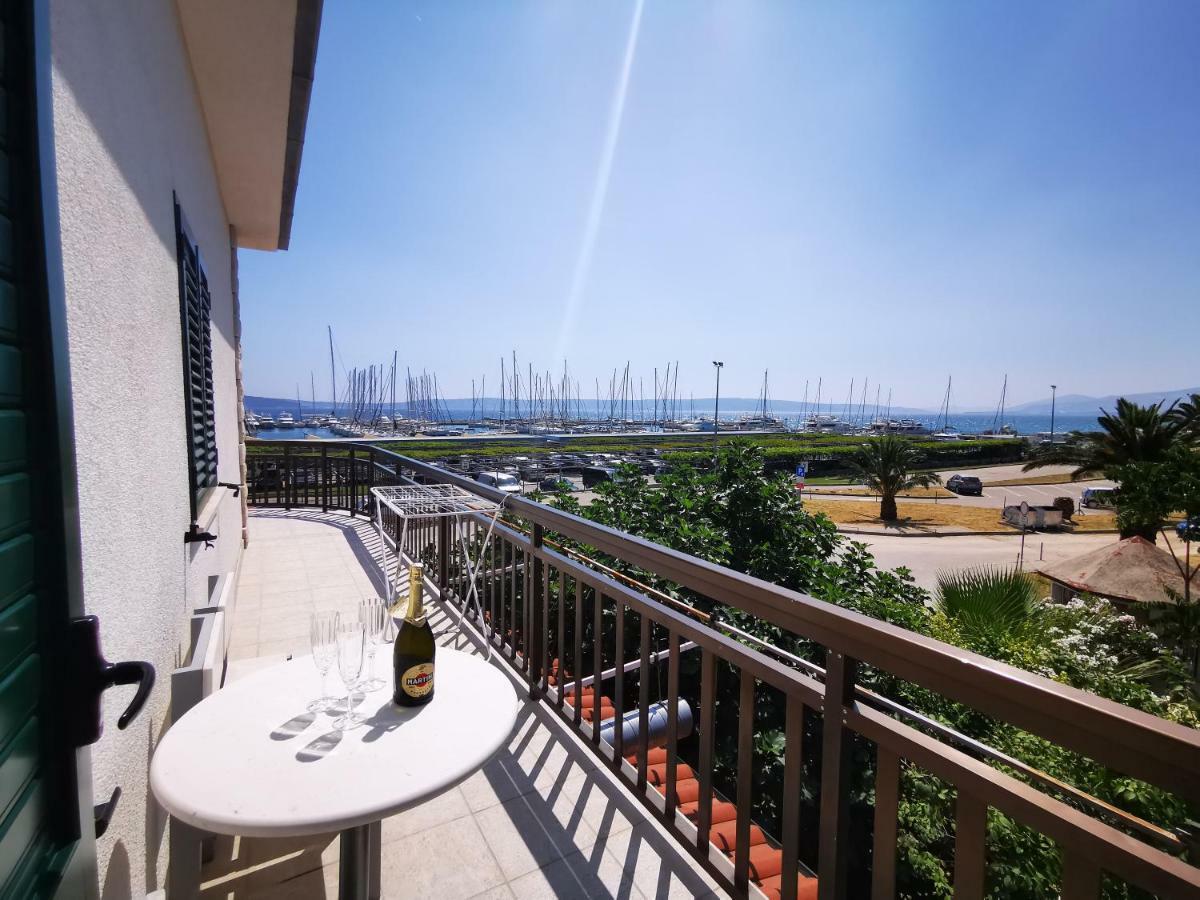 Apartment Cirko Kaštela Kültér fotó
